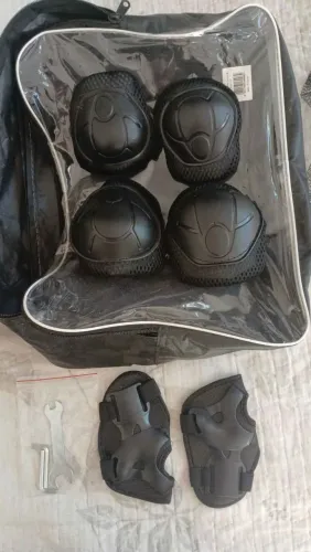 Patins USADO DUAS VEZES NO QUINTAL DE CASA