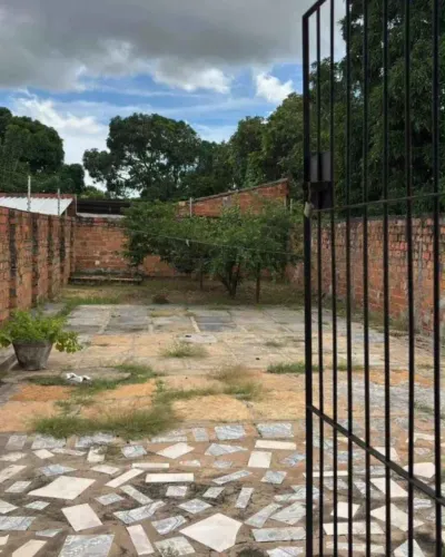 Vende-se esta
