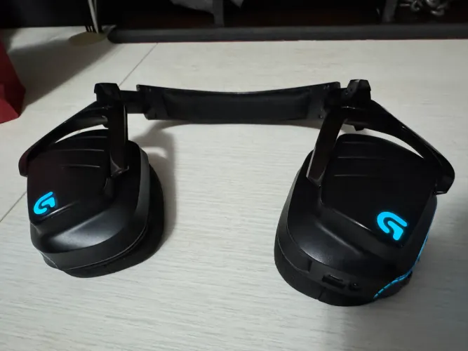 Logitech G933 Artemis Spectrum