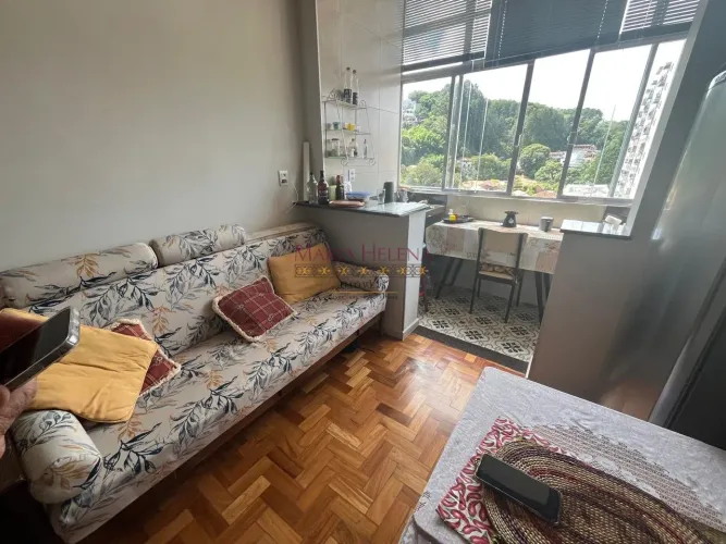 Apartamento em Caxambu, no bairro Centro, à venda.