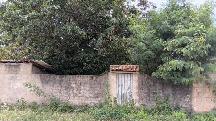 TERRENO EXCELENTE LOCALIZAÇÃO