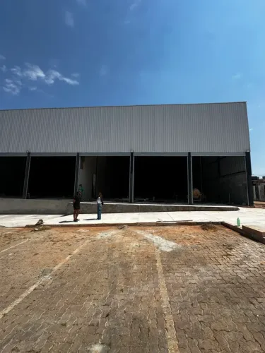 ALUGA-SE GALPÃO COMERCIAL | GUARÁ 2 - BRASÍLIA/ DF