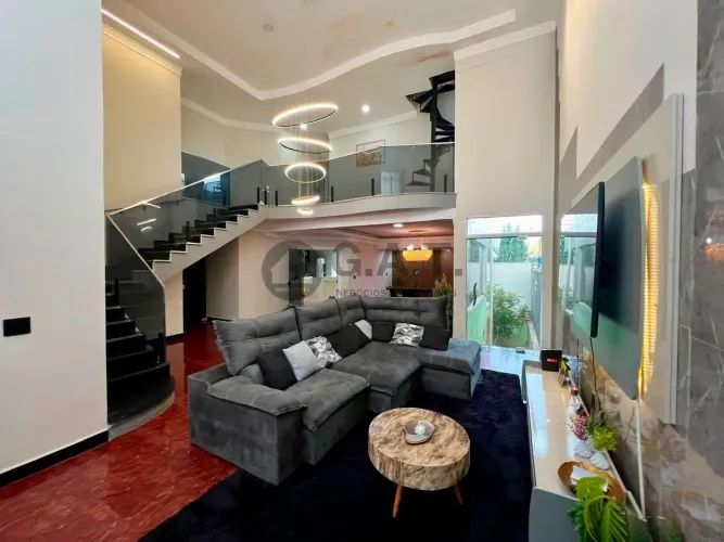Casa à venda no Golden Park Residence, Sorocaba-SP: 4 quartos, 3 suítes, 2 salas, 5 banhei