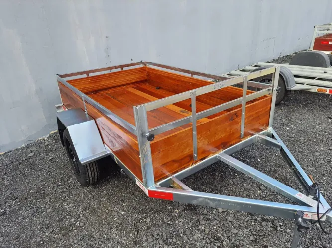 Carretinhas Reboques 2m X 120 Nova