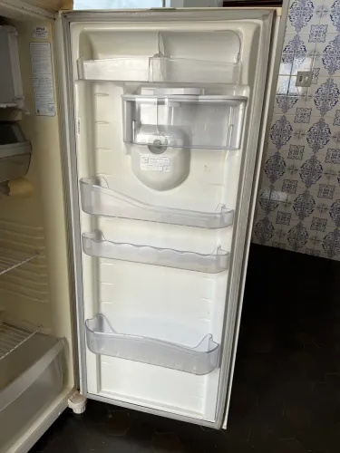 Geladeira Consul 340L à venda
