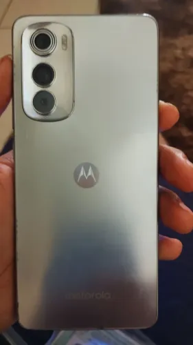Motorola Edge 30