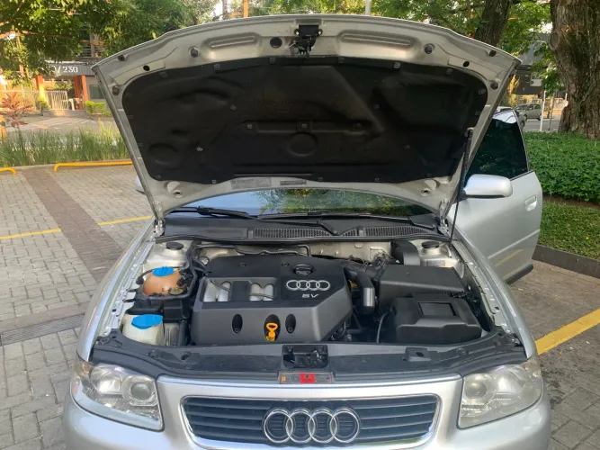 Audi A3 1.8 5P Aut. 2001
