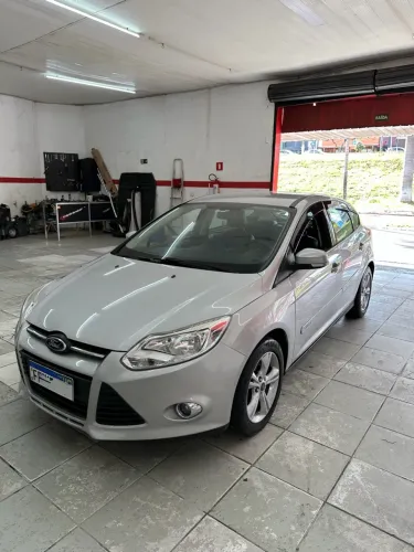 Ford Focus 1.6 S/se/se Plus Flex 8v/16v 5P 2015