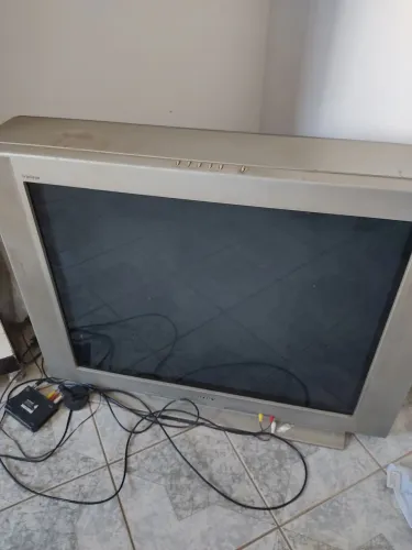 Tv 50 polegadas antiga 