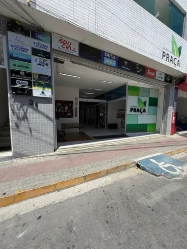 Sala Comercial 24m² no Centro - Água e IPTU Inclusos