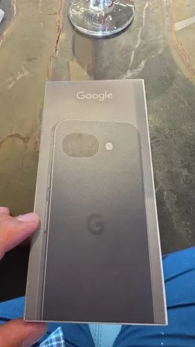 Google pixel 10a 128gb/ Novo/ 8gb RAM. WhatsApp+ *
