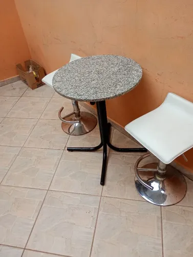 Mesa banqueta