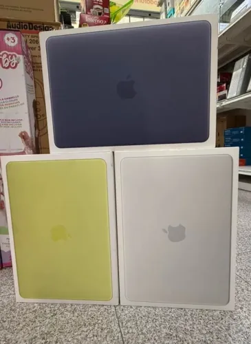 MacBook Neo 8GB RAM 512GB Lacrado