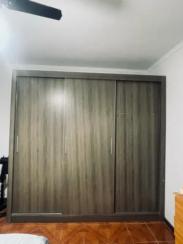 Guarda roupa, Cômodae Sofá Os 3 $500,00 ou $200,00 cada