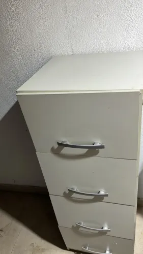 Doação de cômoda