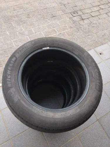 4 Pneus 185 60 aro 15