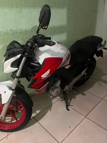 CB TWISTER 2022 UNICO DONO