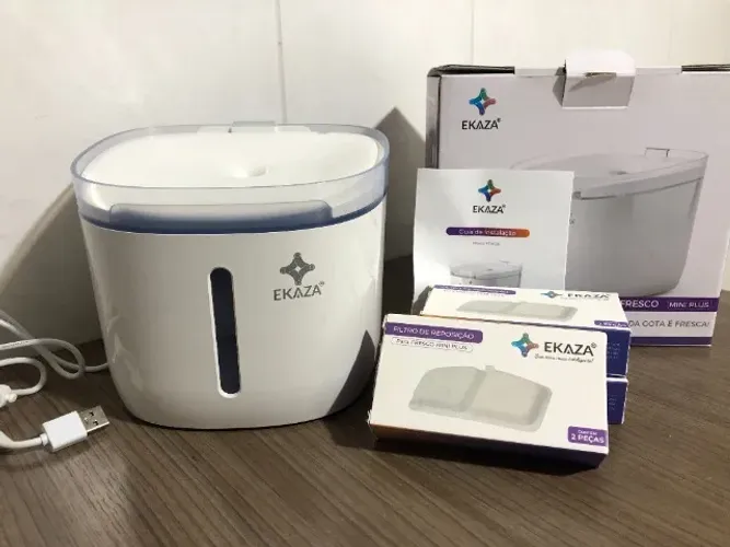 Bebedouro Inteligente Pet Ekaza Fresco Mini Plus (1,9L) + 3 Refis de Filtro!