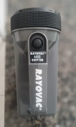 Antiga lanterna RayOVac