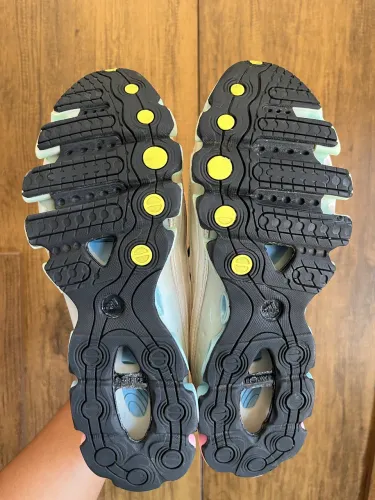 Adidas microbounce multcolors 40