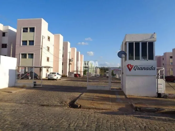 VENDO APARTAMENTO NO VILLAGE LESTE(GRANADA)