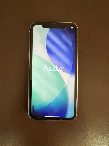 VENDE-SE IPHONE 11 128gb