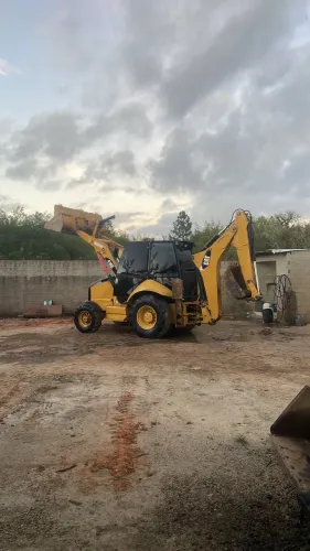 Retro escavadeira caterpillar 