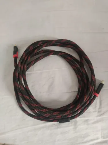 Cabo hdmi 5m com malha trançada resistente contra desgaste e uso prolongado