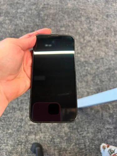 Iphone 13 excelente estado (Apple)