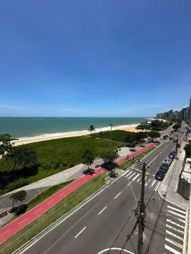 Imóvel para aluguel tem 65 metros quadrados com 2 quartos em Praia da Costa - Vila Velha -
