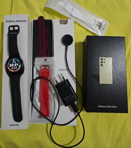 S24 Ultra 512 GB kit completo com relógio Galaxy watch 5