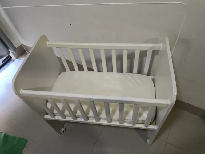 Berço Moisés com Colchão e Suporte Mosqueteiro Novinho 