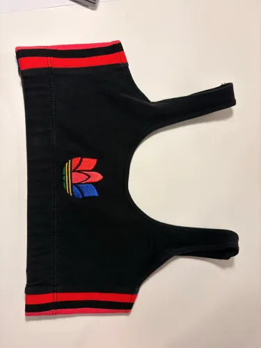 Top adidas P