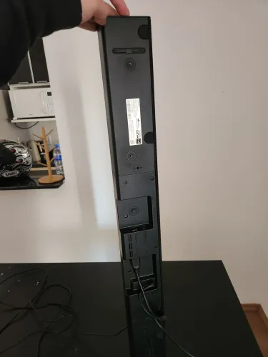 Vendo Soundbar t555 semi novo