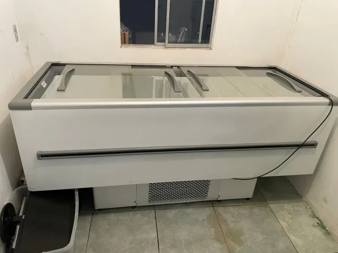 Freezer Ilha Fricon 568 Litros à Venda