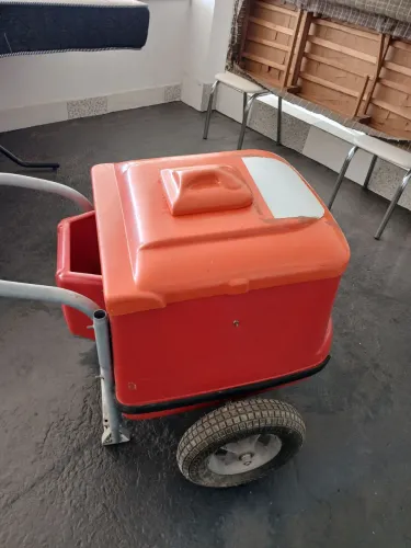 Carrinho de serviço 