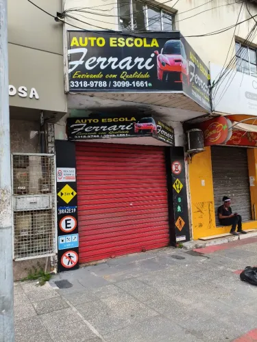 Lojão - 200m2 - Av. Central em Laranjeiras