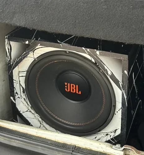 SUB JBL 12? NA CAIXA PERSONALIZADA