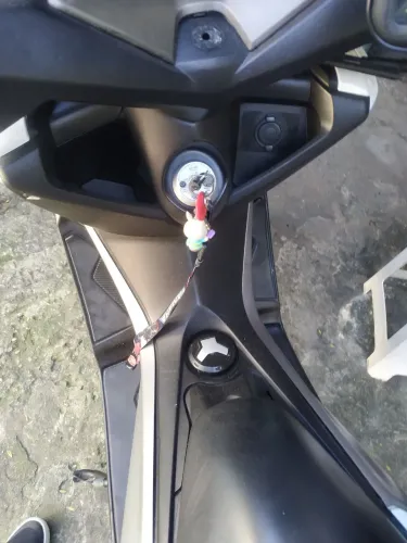 Yamaha Branca 2016/17 em Perfeito Estado