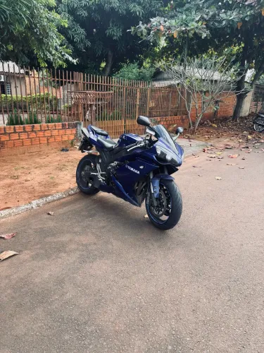 Yamaha R1