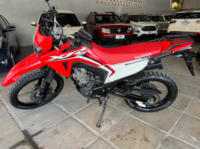 HONDA XR 300 TORNADO 2026 IMPECÁVEL