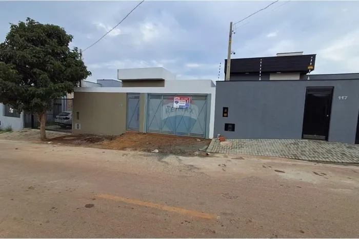 Casa 3 quartos para alugar no bairro San Felipe em Araçoiaba da Serra