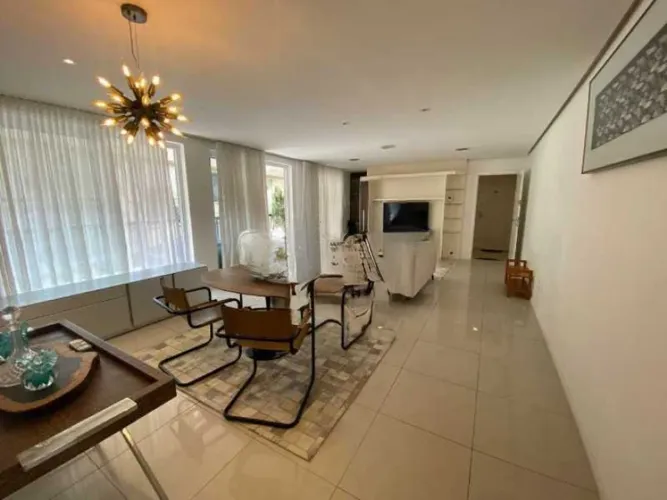 Apartamento : / Residencial / Botafogo
