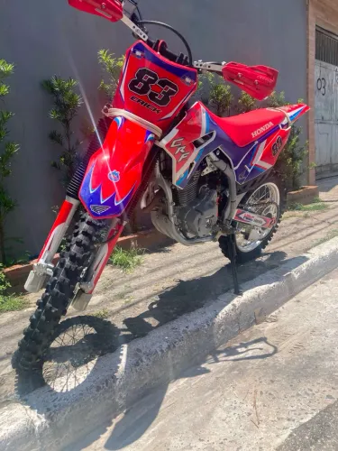 CRF250F 2025 Único Dono