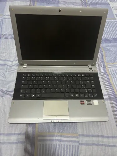 Notebook Samsung NP-RV415L