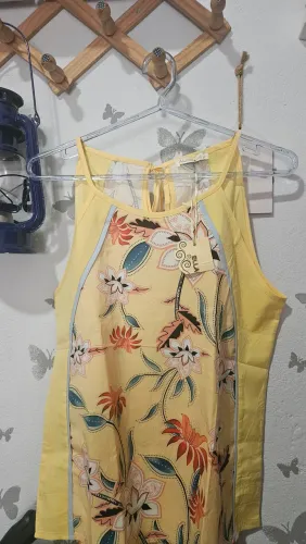 Blusa nova linda