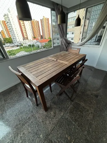 Conjunto área externa de madeira TOKSTOK