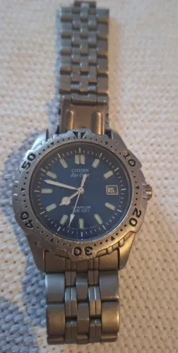 Citzen eco drive titanium antingo