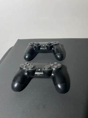 Controle de ps4 pra retirar peças 