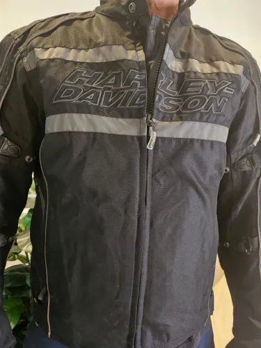 Casaco Harley sem uso (M total proteção)